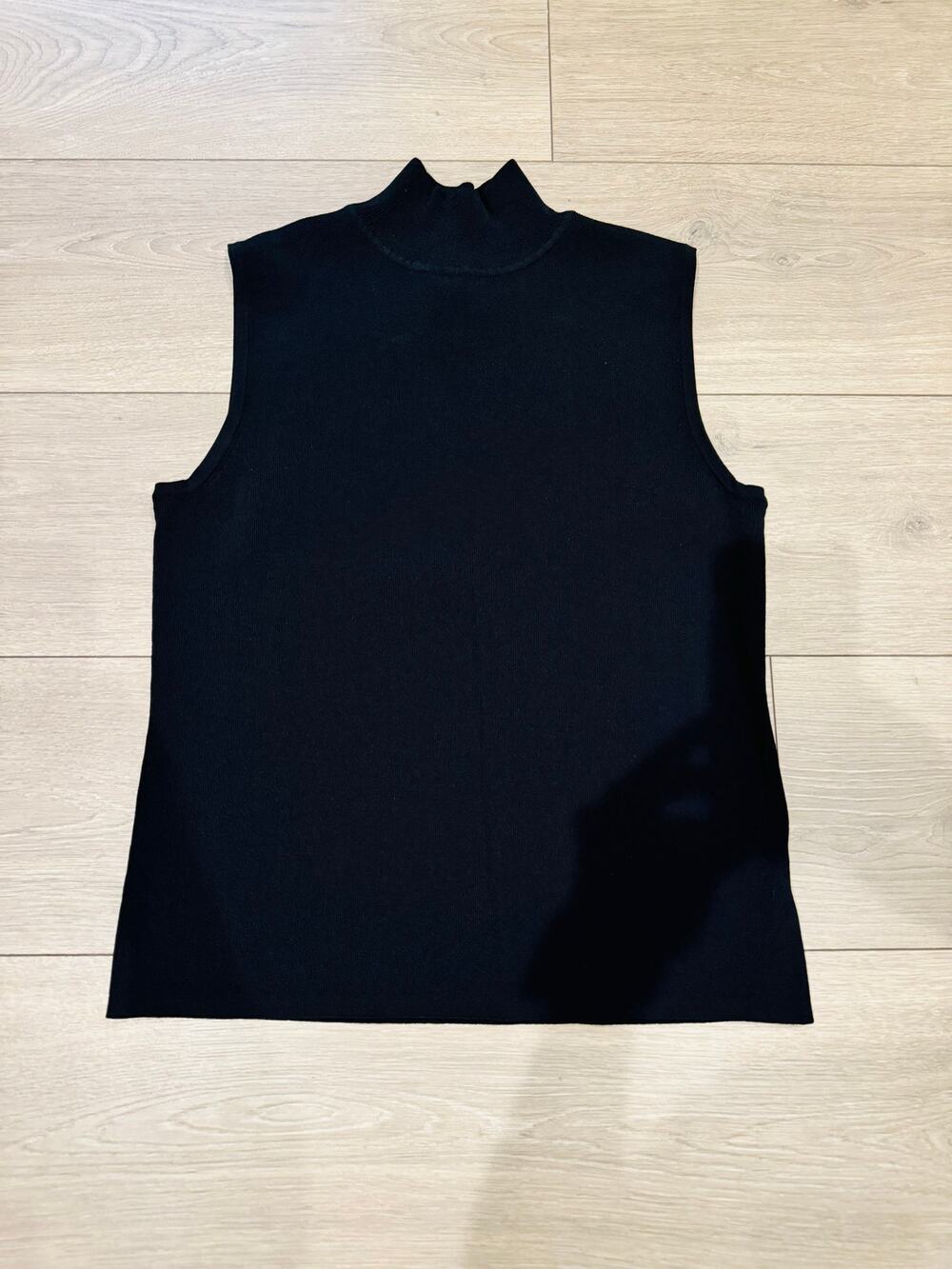 Good Clothes Black Sleeveless Mock Neck Sweater Tank Large Rayon Knit Shell Top